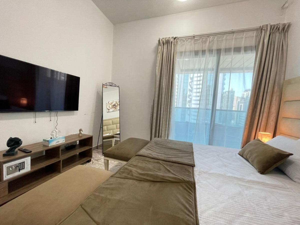 منزل للإقامة Private Gorgeous With Marina View With Shared Kitchen In Shared