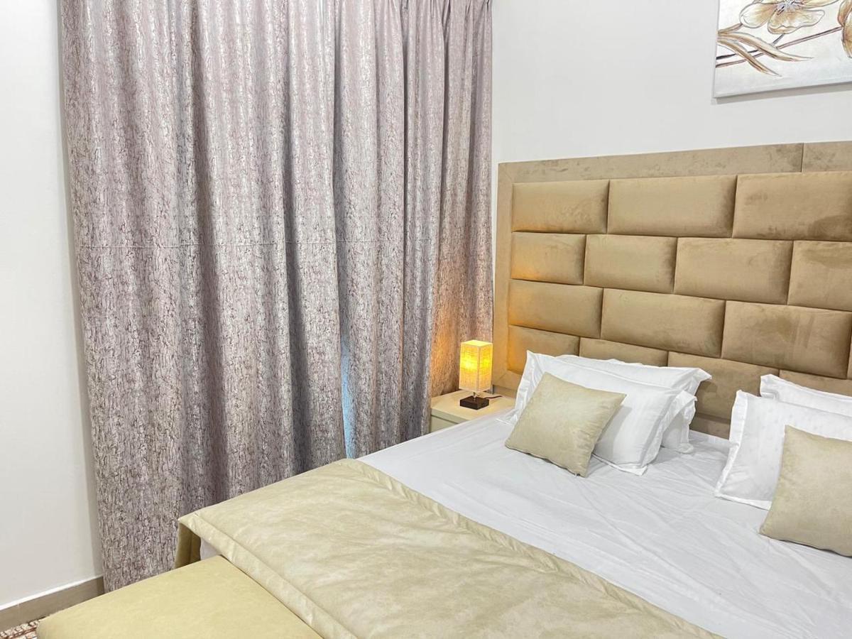 Private Gorgeous With Marina View With Shared Kitchen In Shared منزل للإقامة